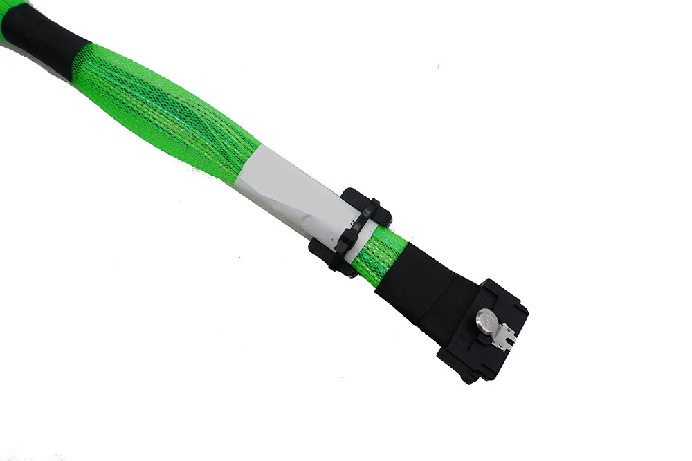 Gen6 MCIO x16 (SFF-TA-1016) Str. 148P to *2 MCIO x8 (SFF-TA-1016) Str. 74P, 29AWG